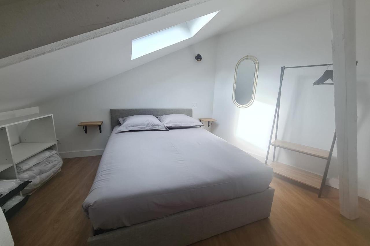 Le Duplex Du Chateau Centre Ville Calme Pontivy Bagian luar foto