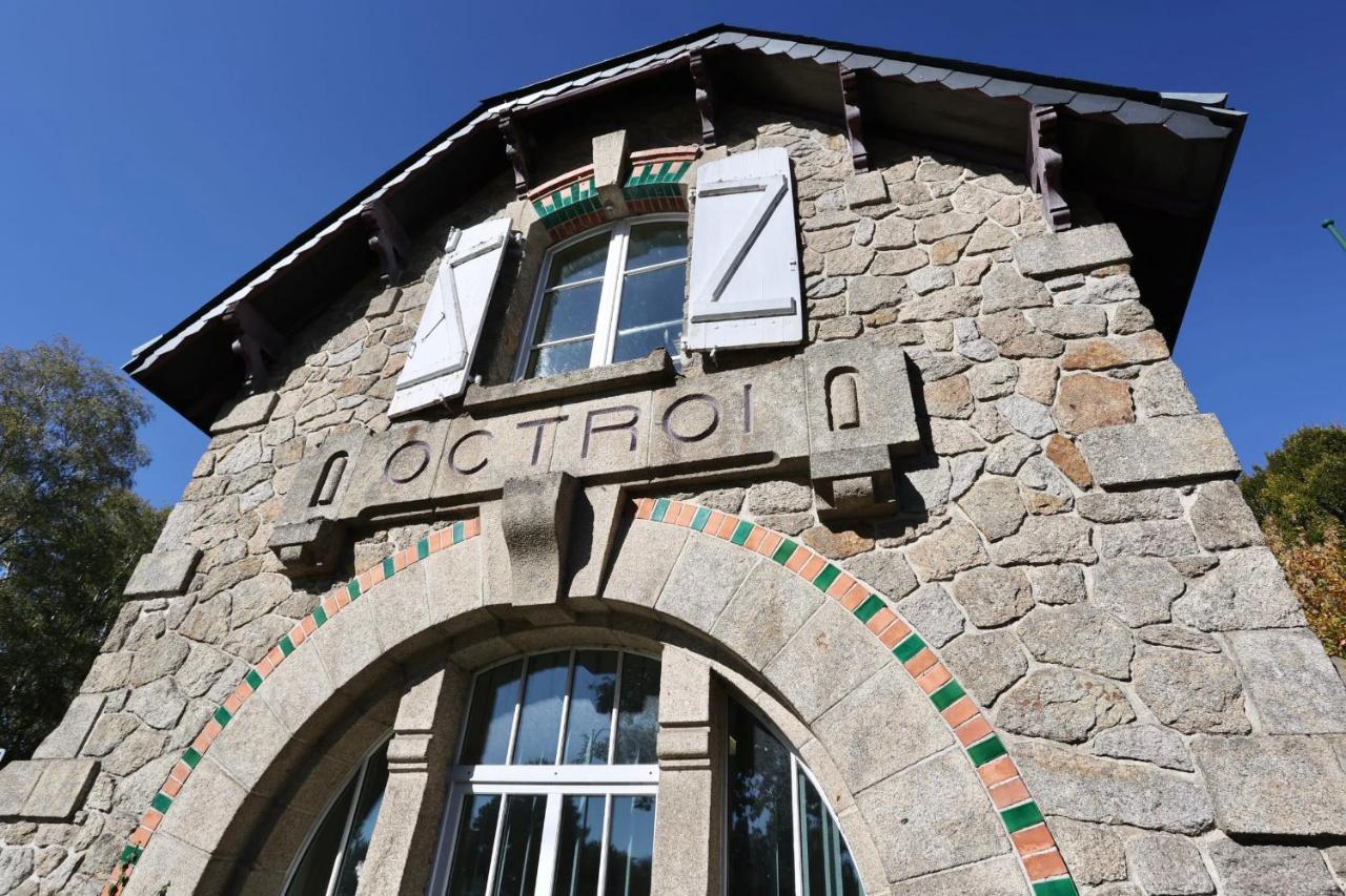 Le Duplex Du Chateau Centre Ville Calme Pontivy Bagian luar foto